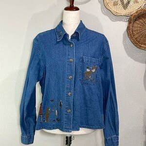 Women’s Denim Outdoor Themed Embroidered Moose Bear Birds Button Up Shirt Large